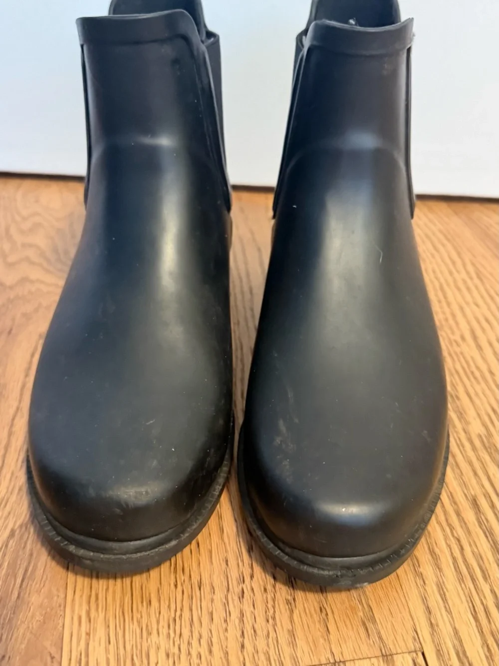 J. Crew Chelsea Rainboots - Matte Black (Missing Pull On Tabs) Sz 8